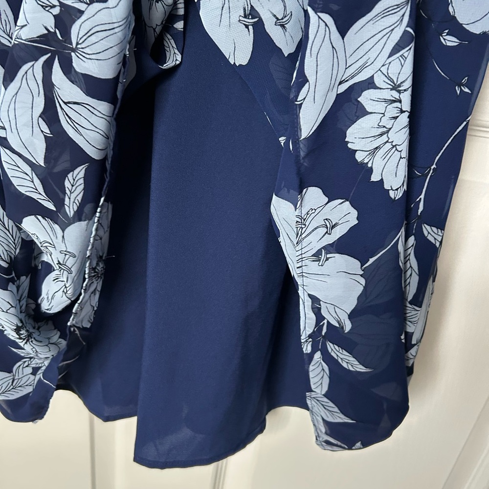 Eliza J Blue Floral Halter Pleated Midi Dress Size 6 - Picture 5 of 13